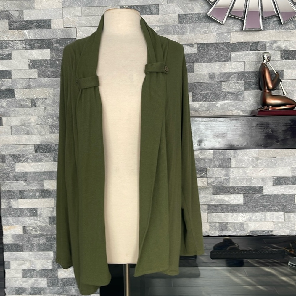 Dress Barn Cardigan w/ Tied Back Button Size 22/24